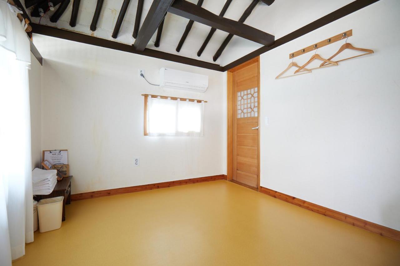 Bonghwangjae Hanok Guesthouse Gongju Eksteriør billede